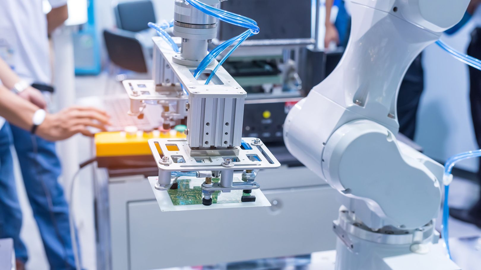 Automatisierte Maschine - ASS-Tech GmbH